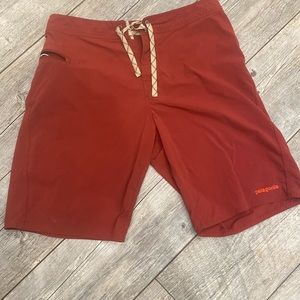 Patagonia Men’s board shorts size 31